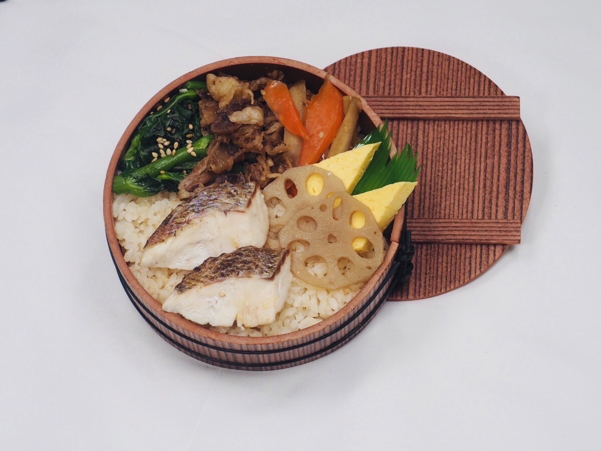 天然真鯛の釜めし