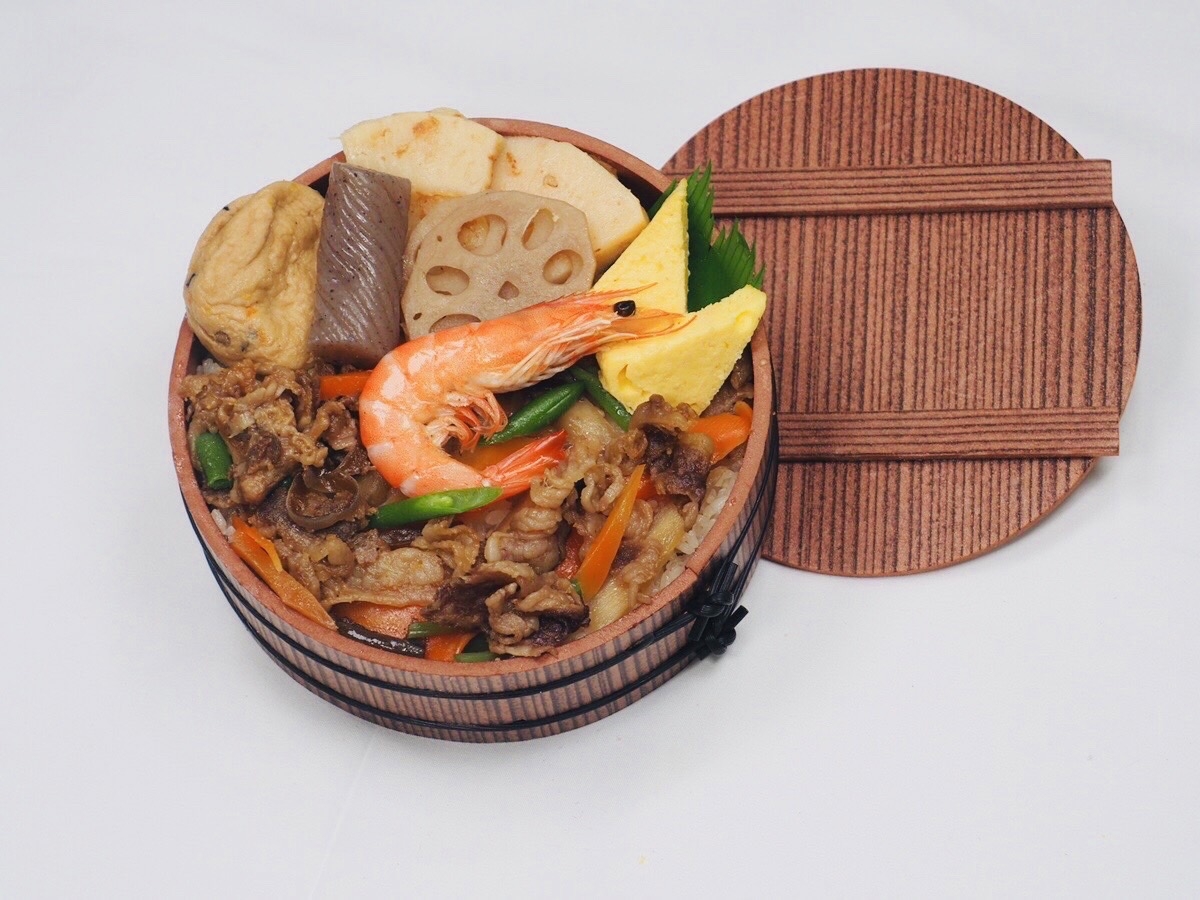 牛しぐれ煮と五目釜めし