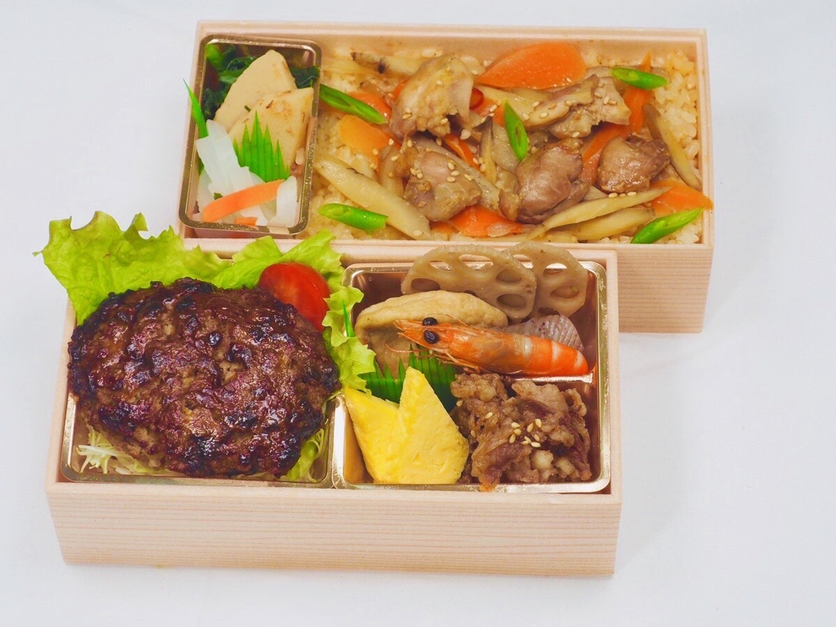 黒毛和牛ハンバーグと地鶏の五目飯二段御膳