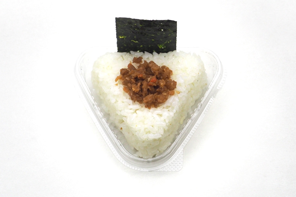 鶏そぼろおにぎり